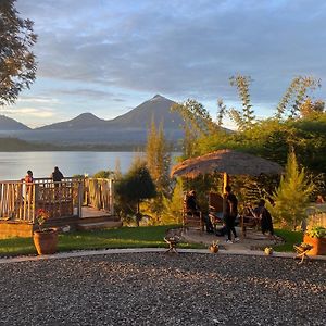 King Room Lake View